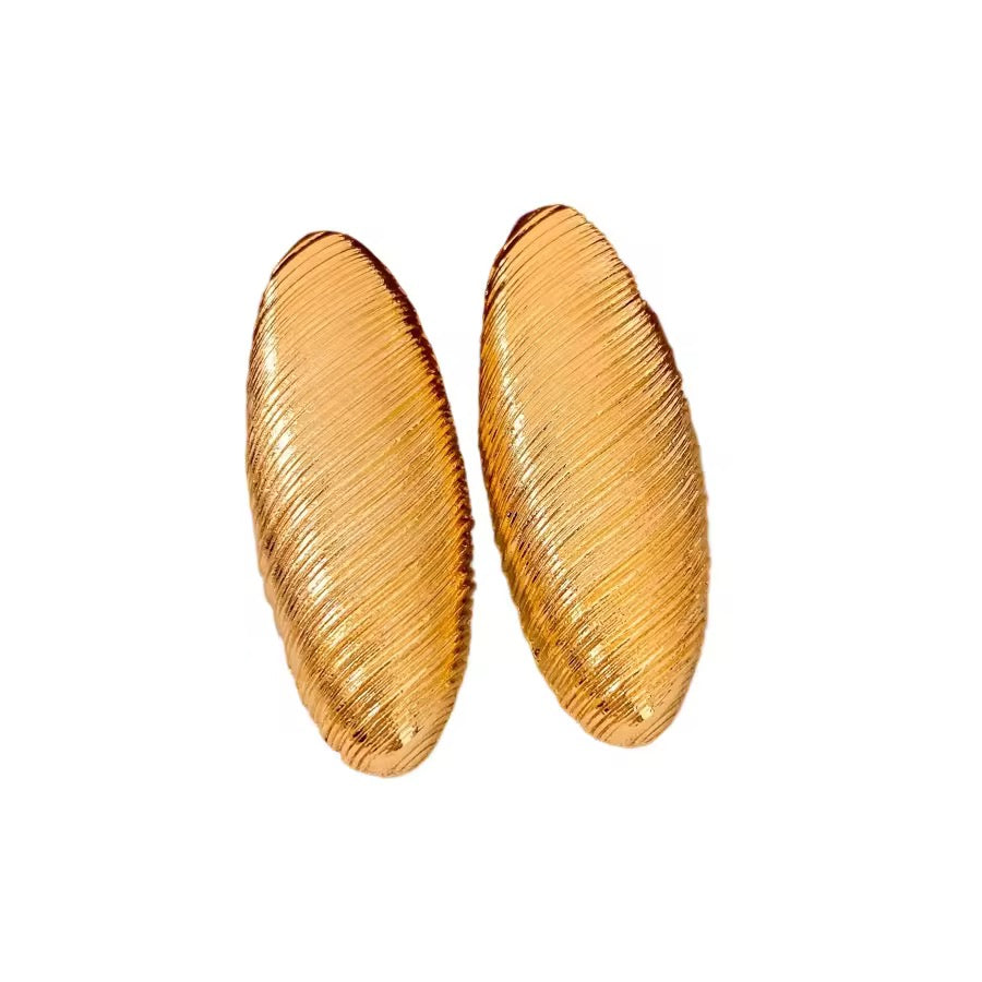 CLAIRE Oval Drop Earrings