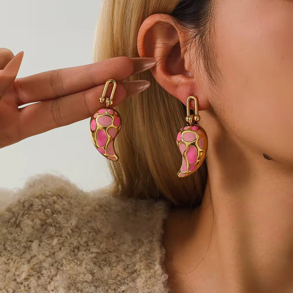 COMO Pendant Drop Earrings